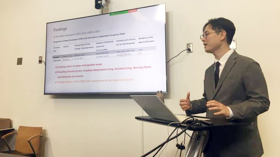 Dr. Park presents his doctoral research at the NC State University College of Design.