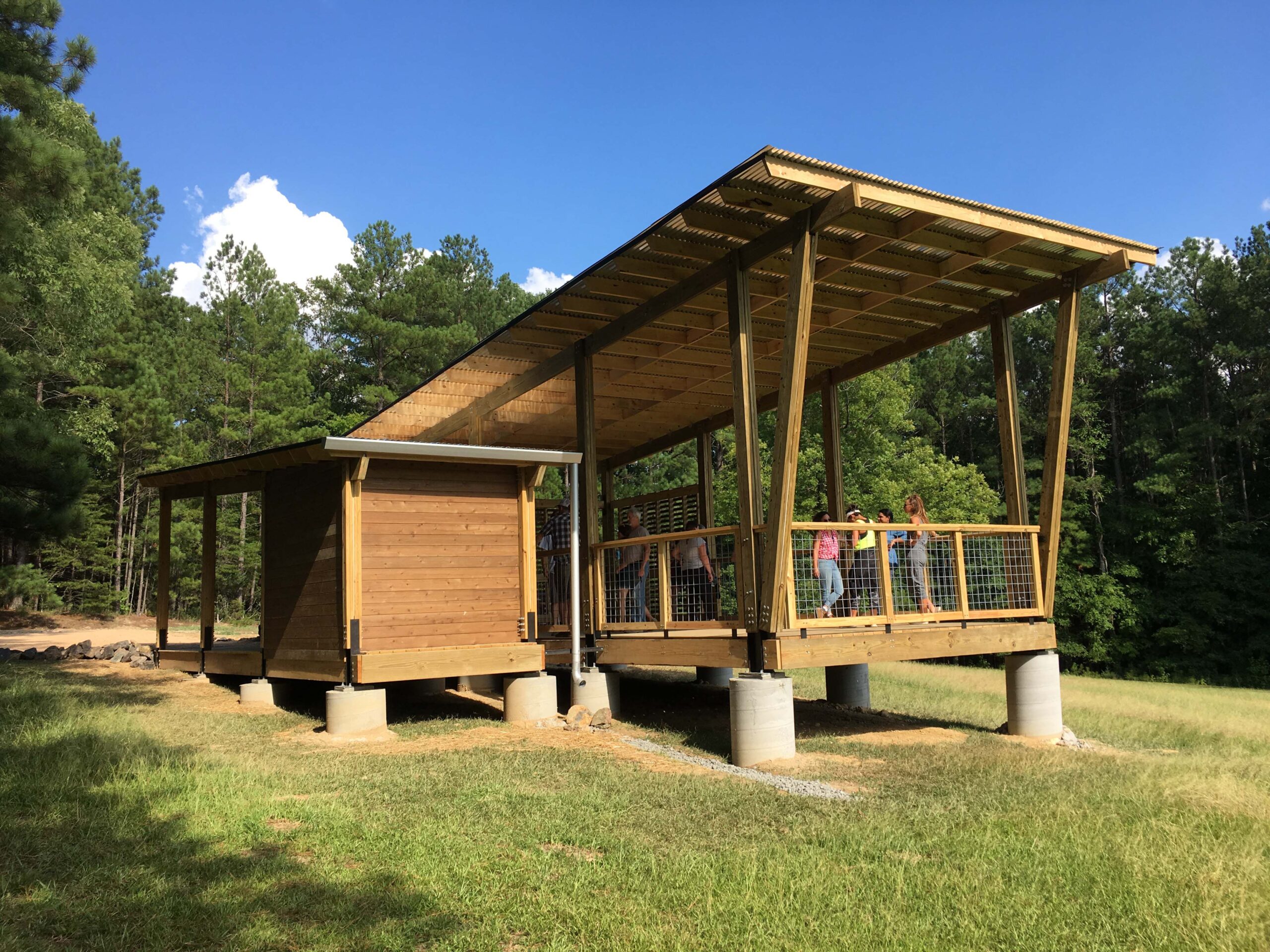 The 2018 Design + Build studio created an outdoor classroom for Eno Park in Durham.
