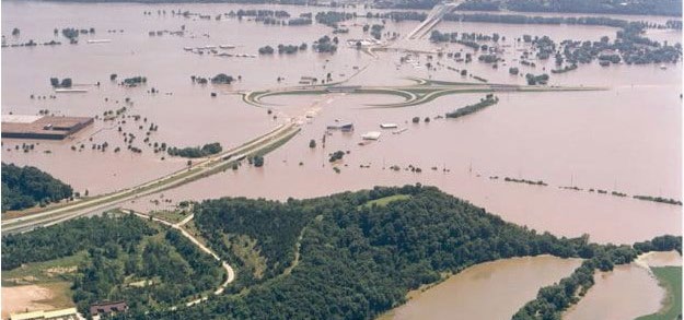 Missouri River in July 1993. Image: Washington University at St. Louis.