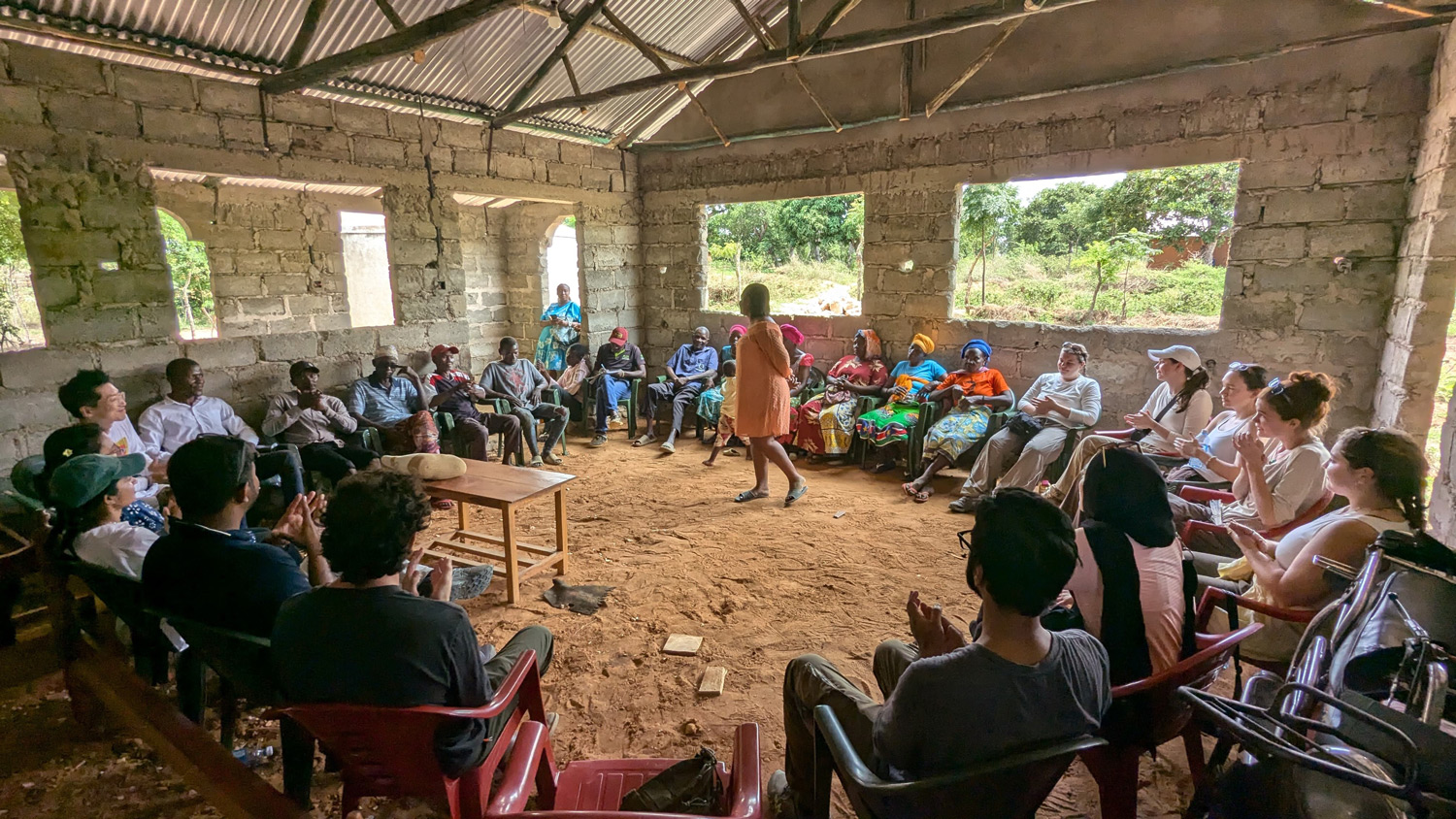 Students met with villagers on Maya Island